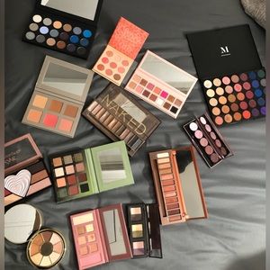 HUGE EYESHADOW PALETTE LOT -13 Makeup Palettes!!